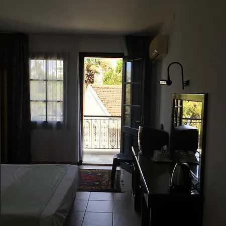 Liman Hotell 3*