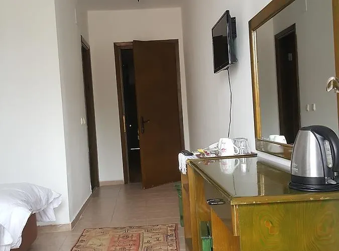 Liman فندق كوشاداسيه